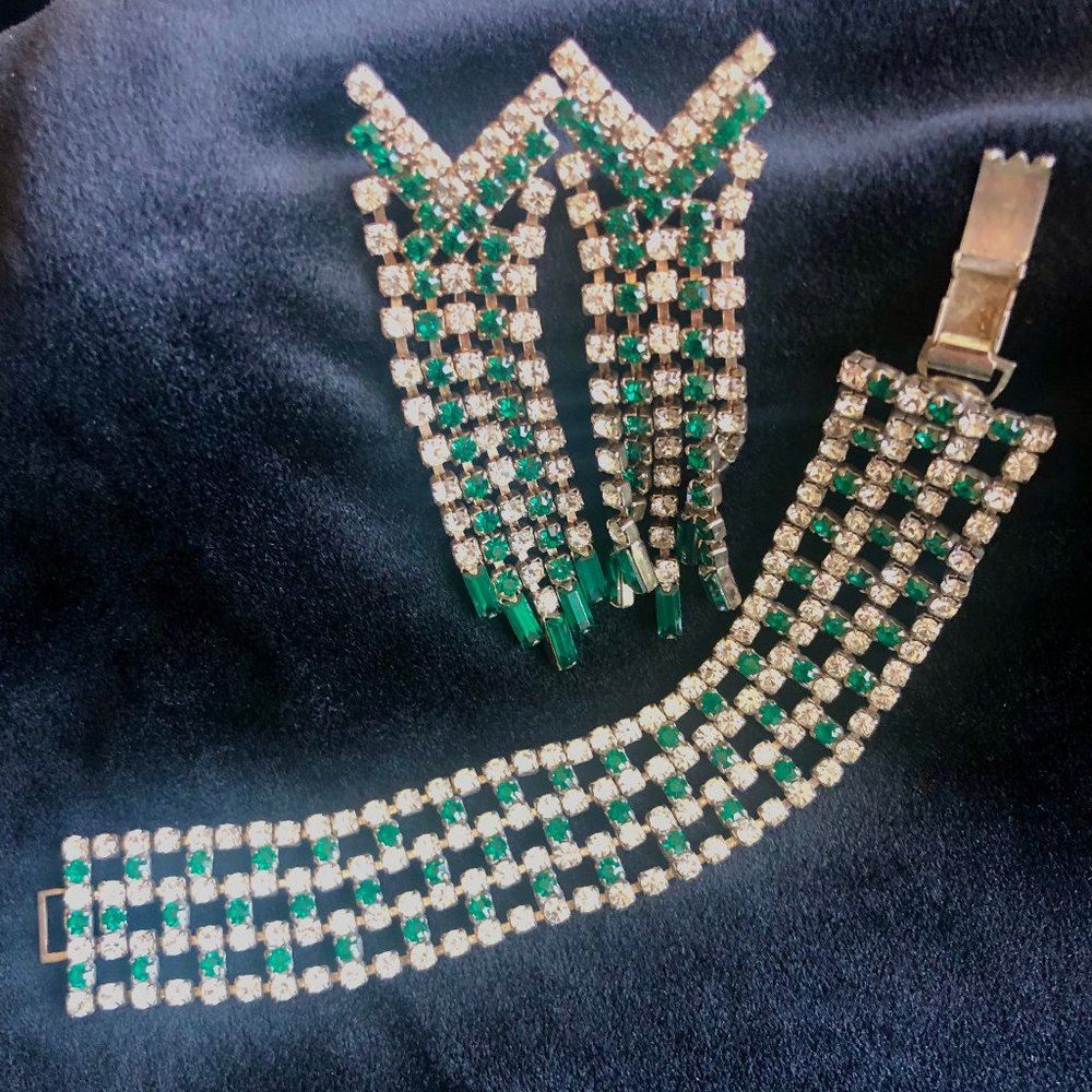 Bracelet & Earrings Set